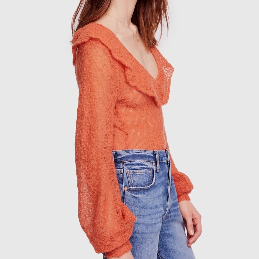 Free People Macaroon Ruffled Neck Mohair Wool Sweater Burnt Orange Ruffle XS NWT - Picture 5 of 7